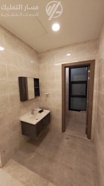 Photo by Daniel J. Schwarz